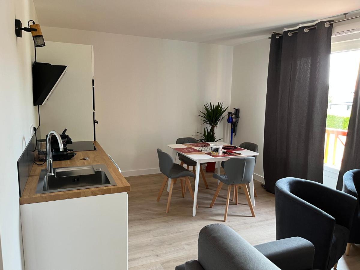 Appartement Tout Confort Brehal Luaran gambar